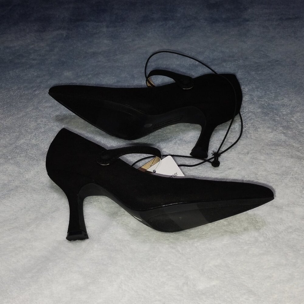 Women's LC Peak/Black Shoes Size 6M. NWT/NWOB. Retail $65.00. - Picture 4 of 7